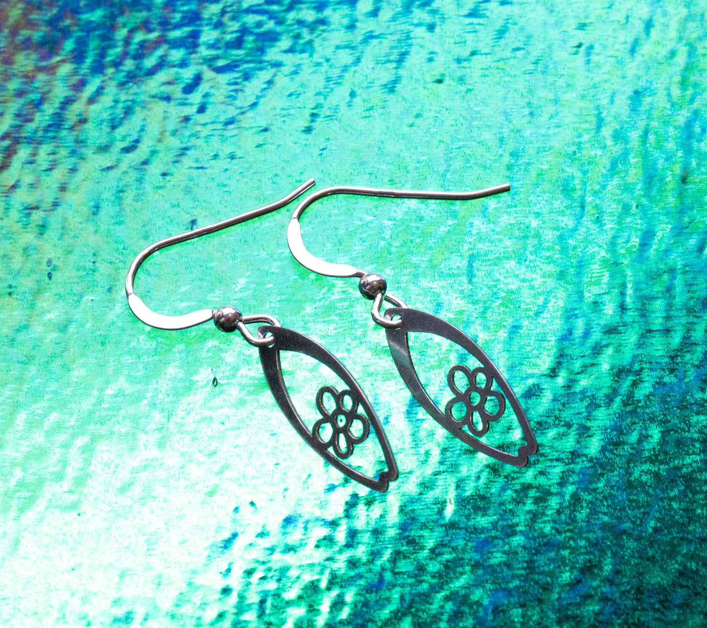 Daisy Shortboard Earrings