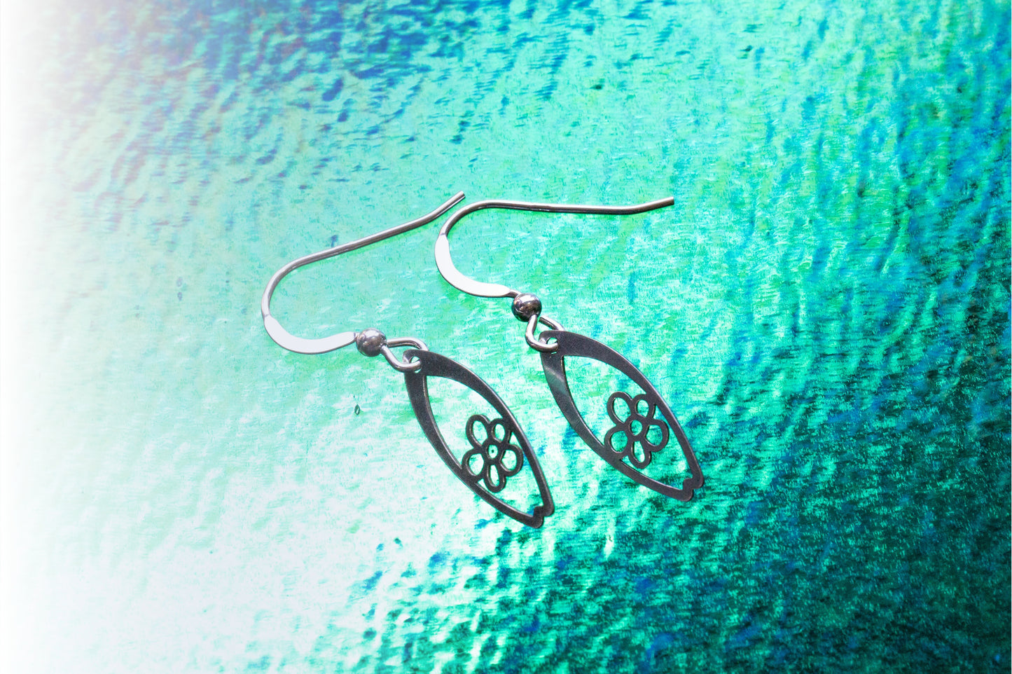 Flower Shortboard Earrings